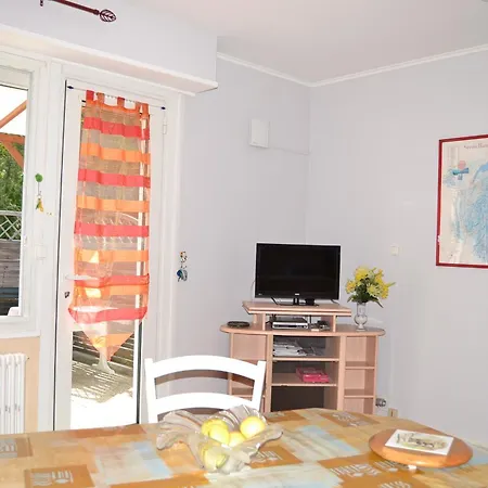 Apartament Le Revard Garden Level Aix-les-Bains